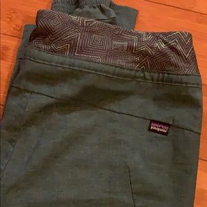 Women’s Patagonia Hampi Rock Pants. Size Medium